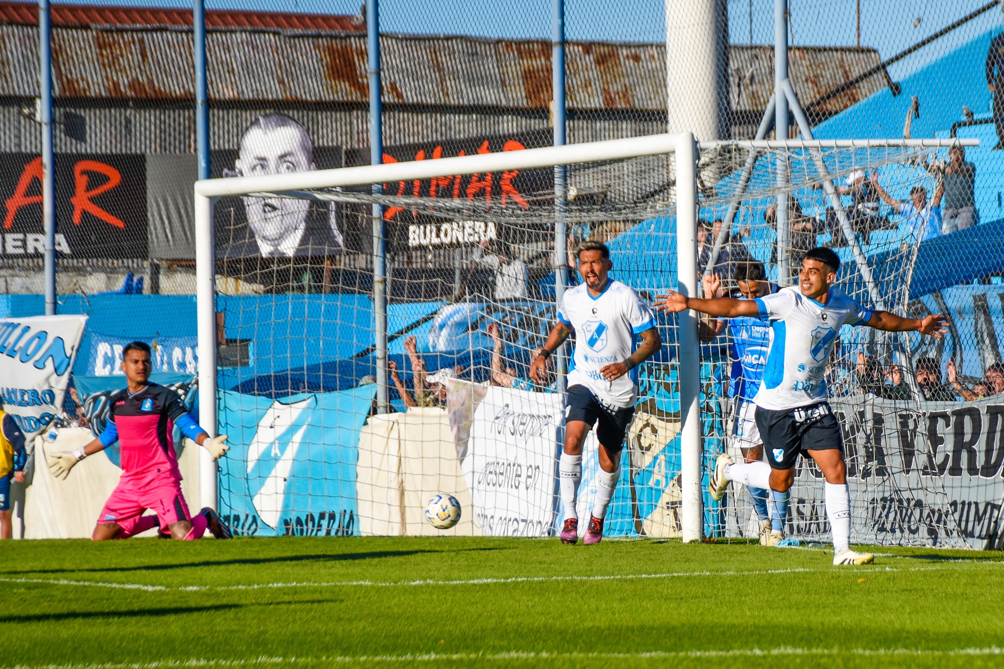 La previa de Estudiantes de Río Cuarto y Temperley en ésta fecha 29 de la Primera Nacional